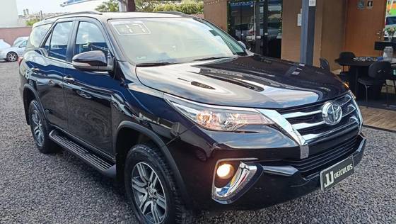 TOYOTA HILUX SW4 2.7 SR 4X2 16V FLEX 4P AUTOMÁTICO